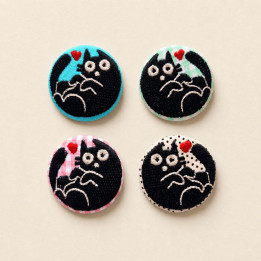Badges Brodés Chat Artisanaux