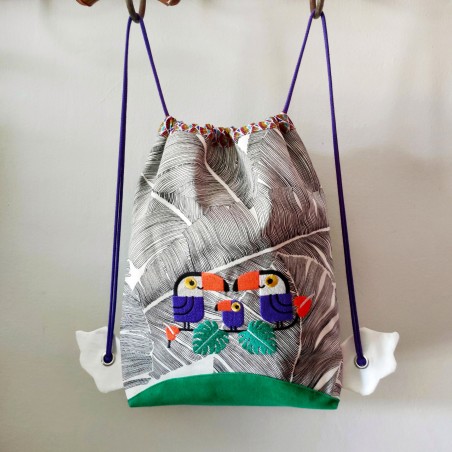 crèche maternelle créateur  tissu toucan tropical cadeau naissance fait main sac à dos tissu enfant goûter backpack child