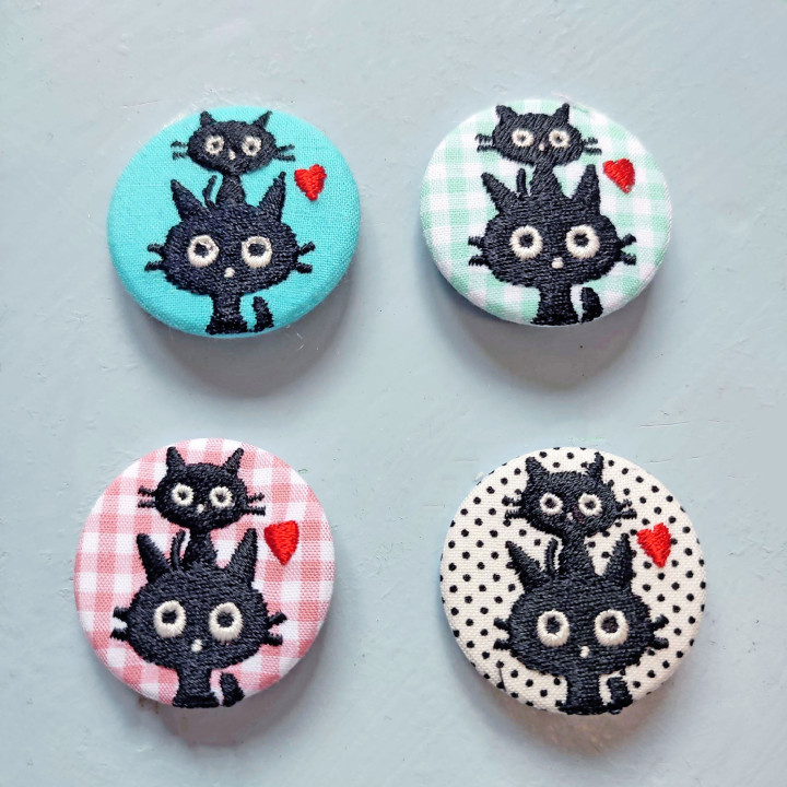 Badges Chatpitre Brodés Artisanaux