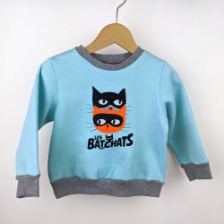 Sweat-shirt artisanal bébé fabrication française broderie chat super héros 
 comics original création